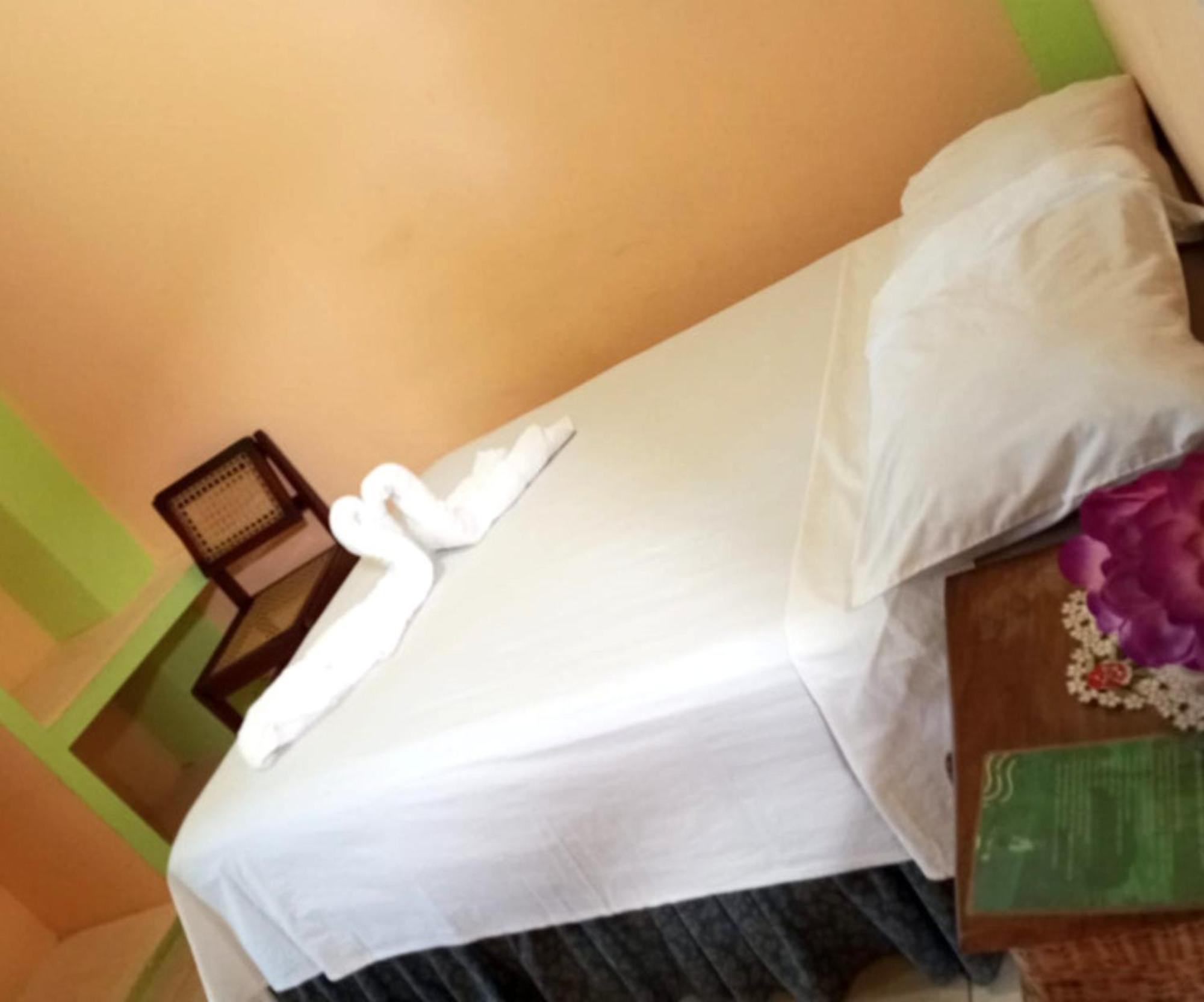 לאון Hostal San Antonio מראה חיצוני תמונה
