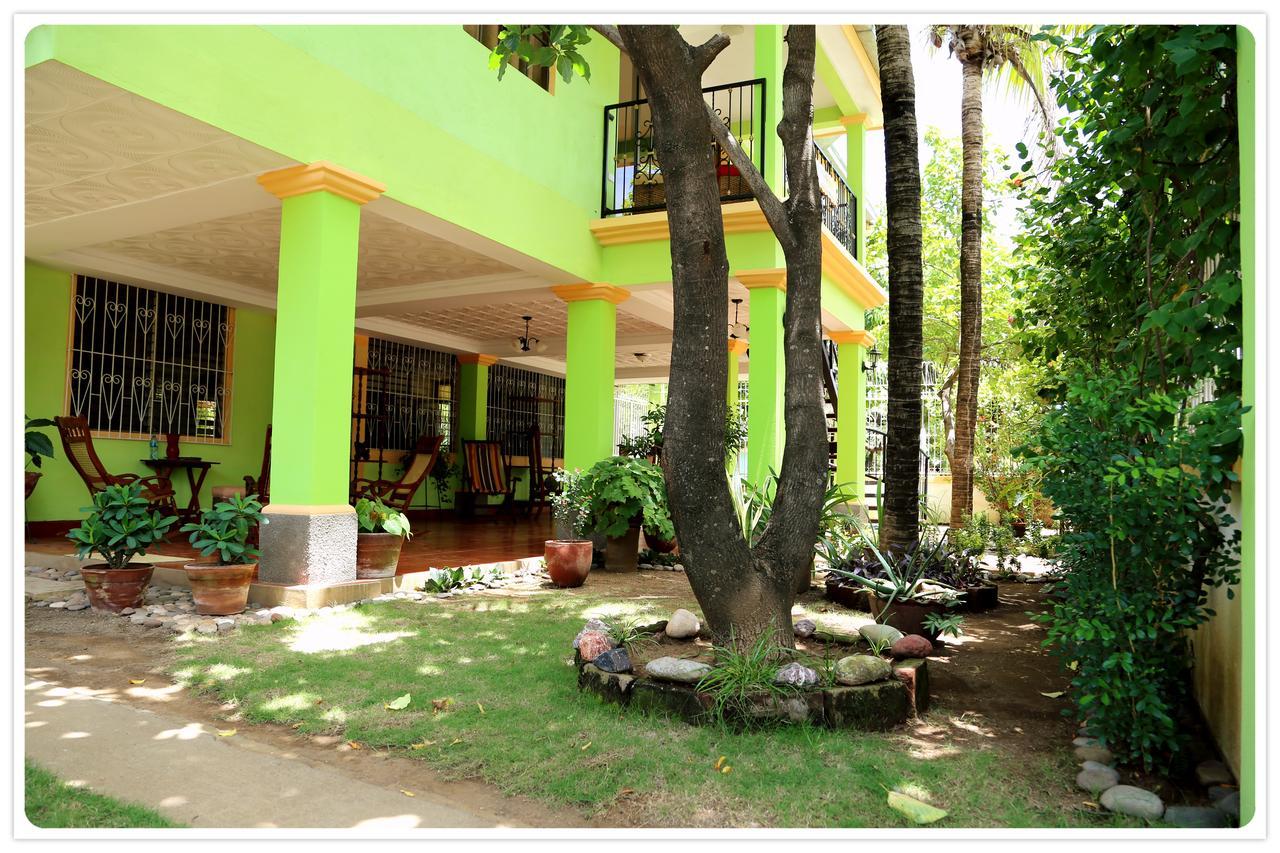 לאון Hostal San Antonio מראה חיצוני תמונה